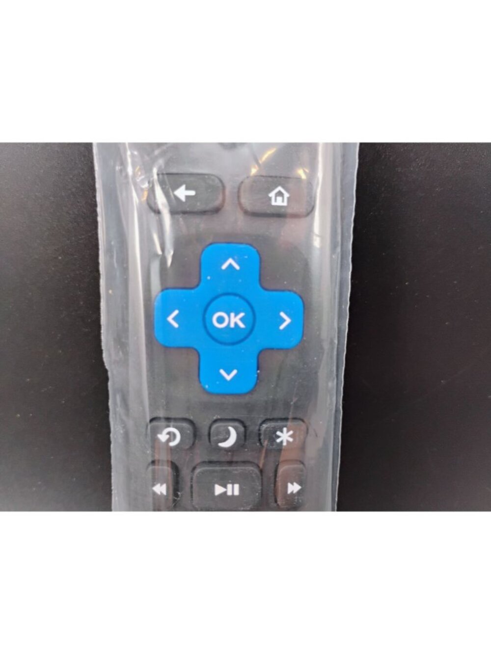 Universal Remote Control With Streaming Service Buttons - Picture 5 of 6
